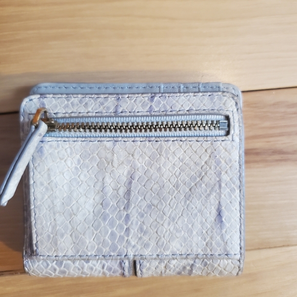 Neutral Covet Wallet by Stella & Dot - Picture 4 of 4